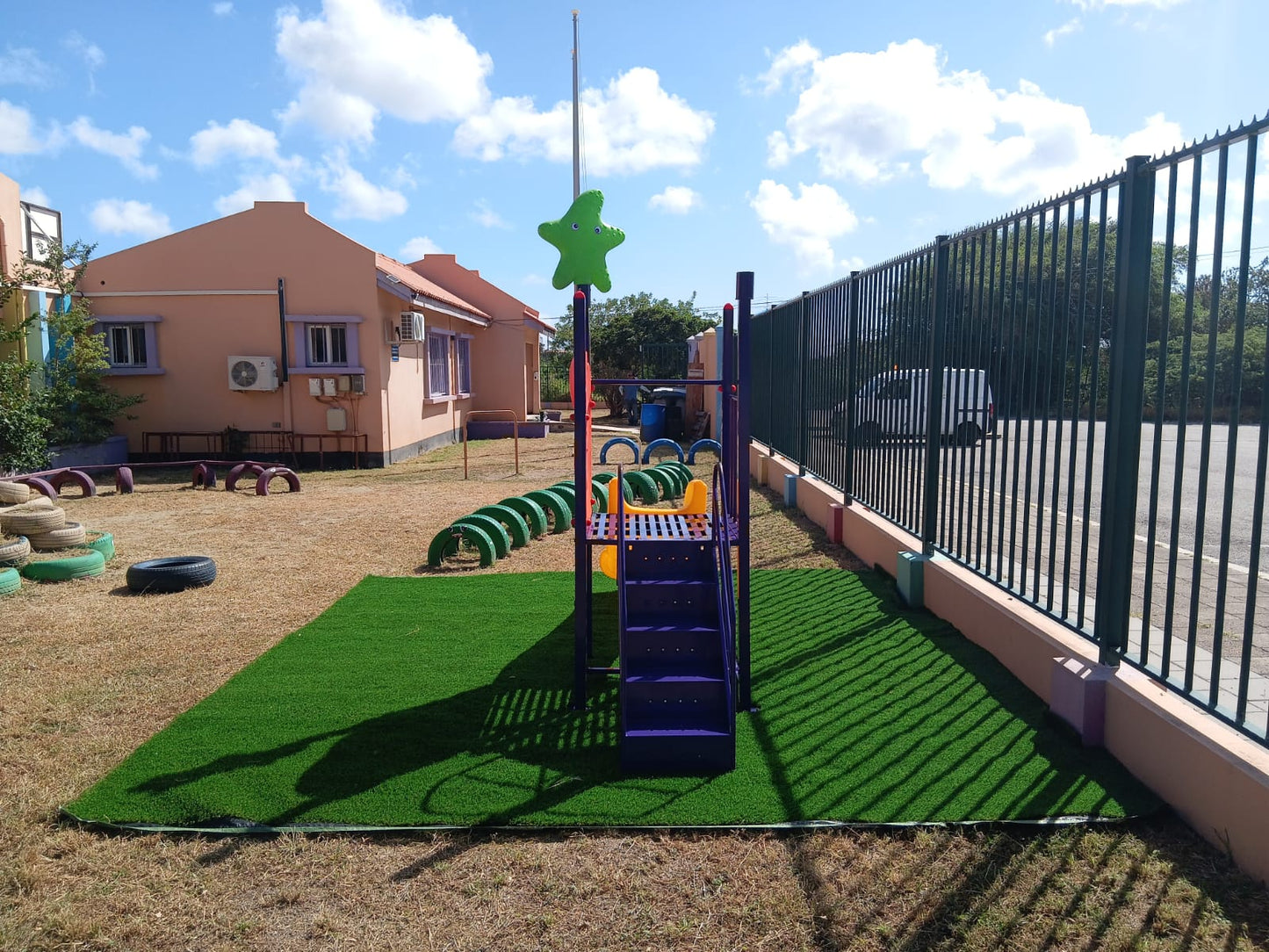 PLAYGROUND (GS24-160A) PRE ORDER