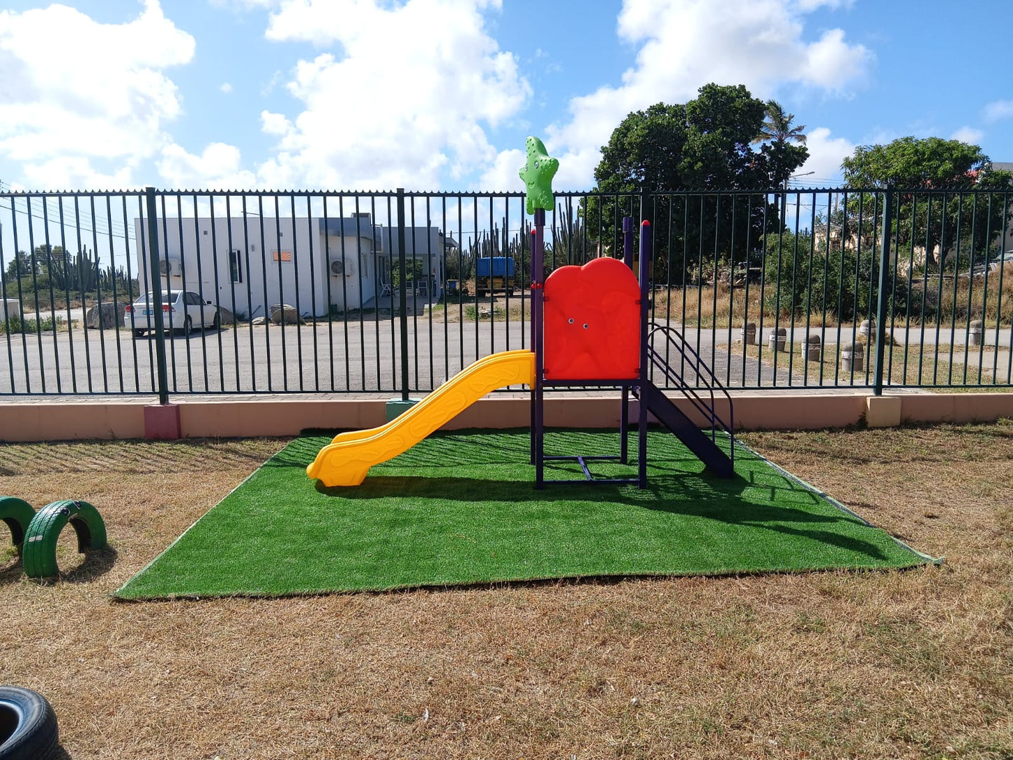 PLAYGROUND (GS24-160A) PRE ORDER