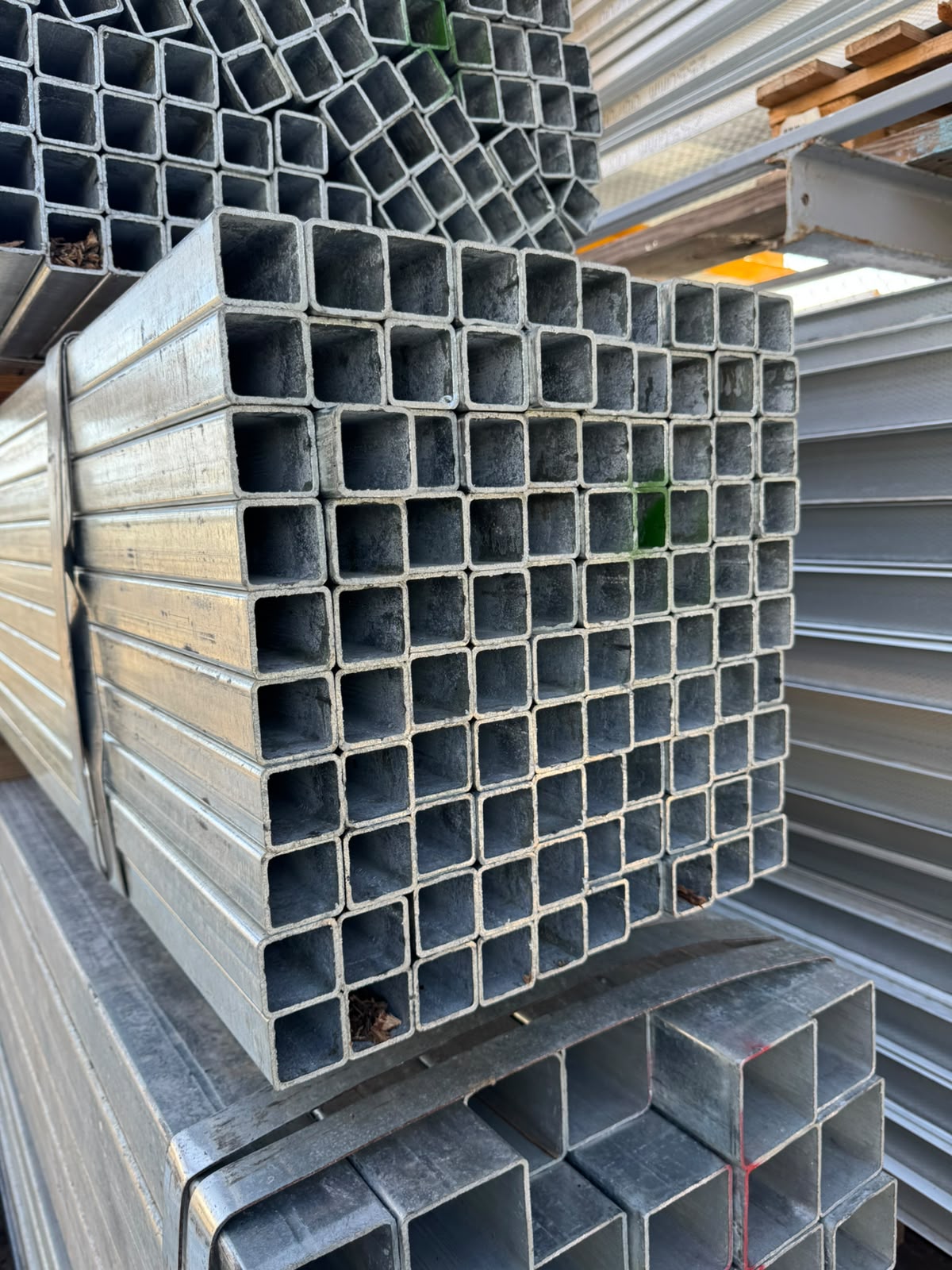 GALVANIZED 40X40X6m